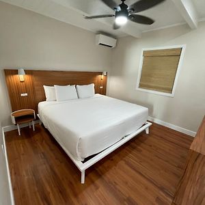 Superior King Suite Ocean View Non-Smoking
